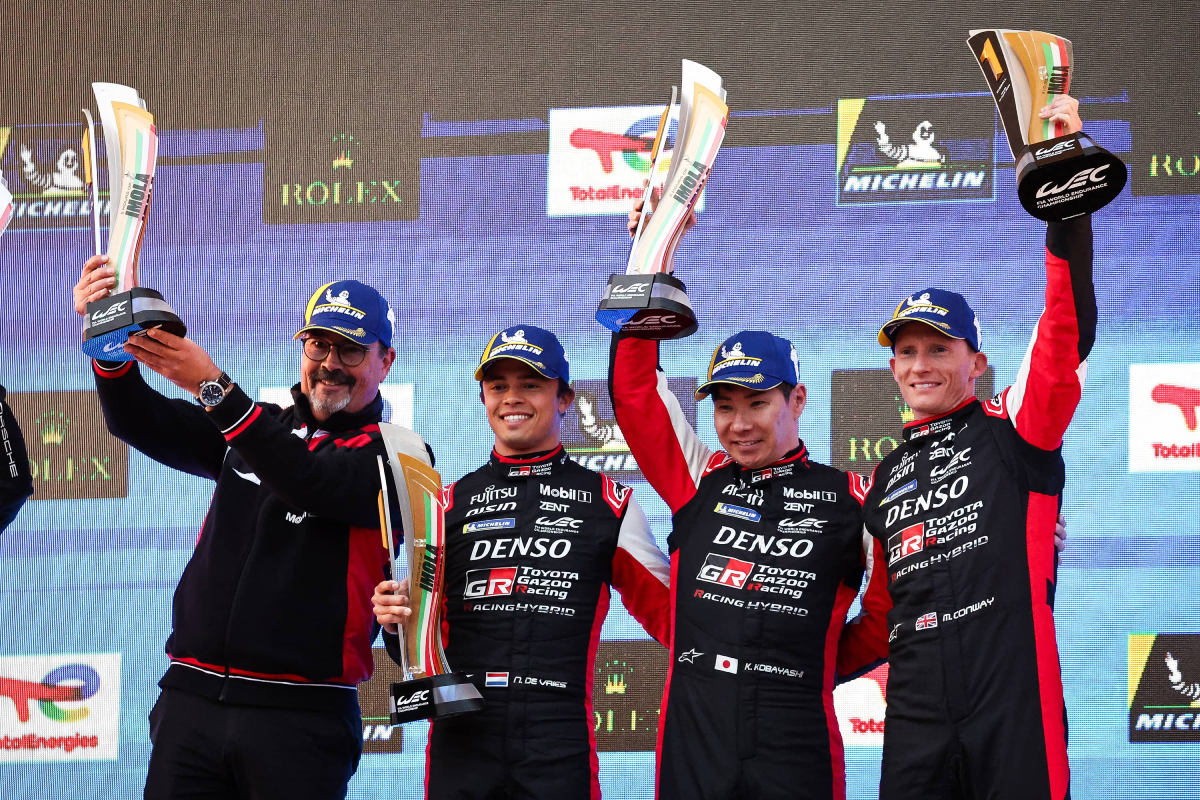 Los ganadores de las 6H de Imola 2024 en el podio