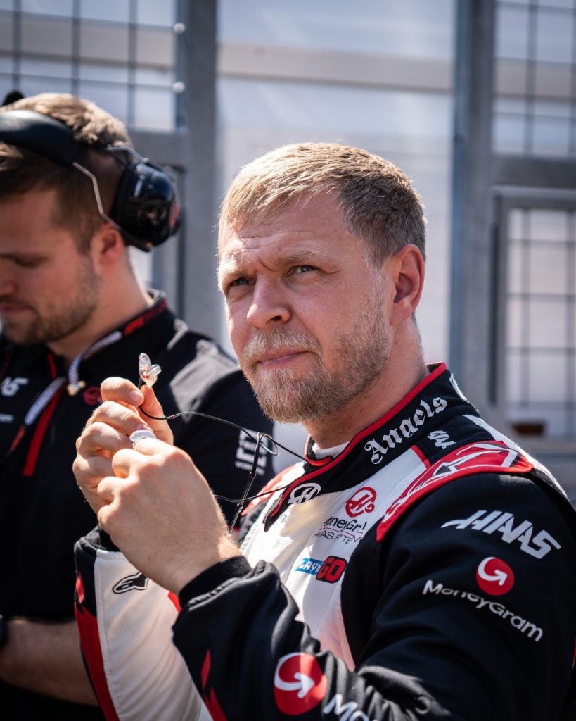 Magnussen se prepara para un GP de F1