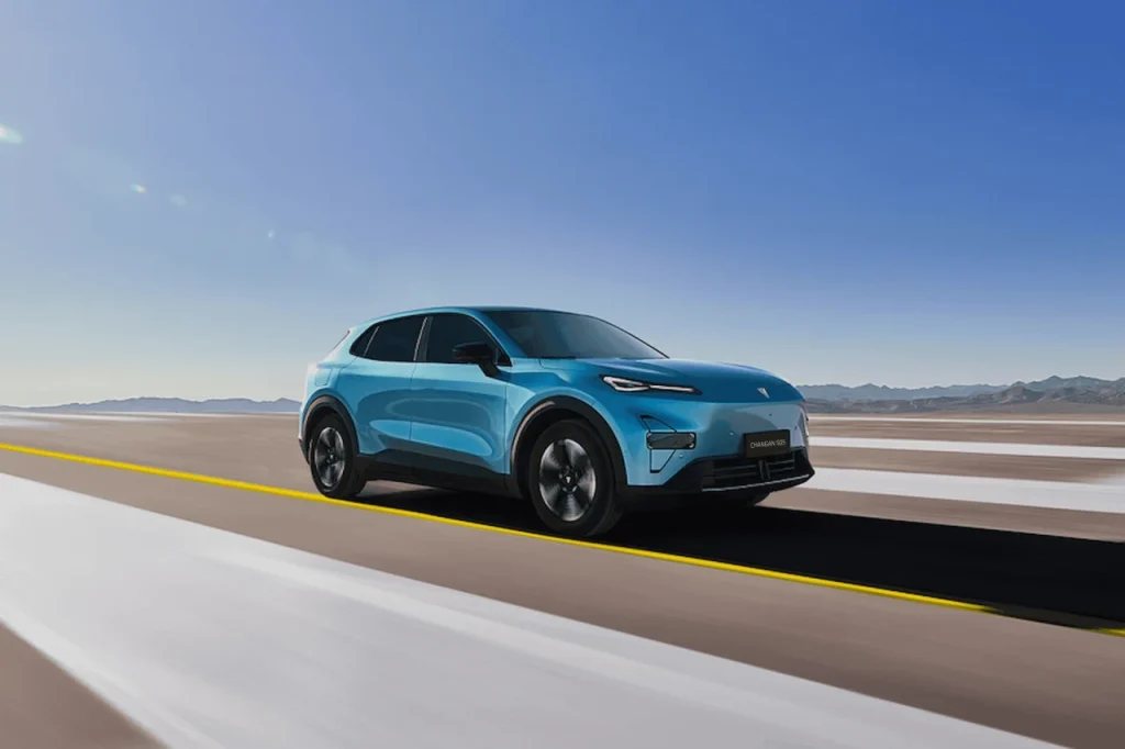 Changn Deepal S05 en movimiento