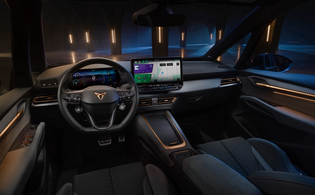 El CUPRA Born 2026 destaca por su nuevo interior