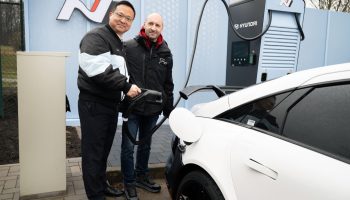 Hyundai IONIQ 5 N cargando N Hyper Charger Nurburgring