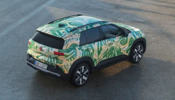 Volkswagen ID. Cross camuflado Ámsterdam SUV eléctrico.