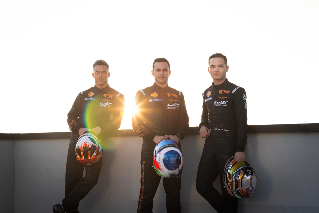 André Lotterer Pipo Derani pilotos Genesis Magma Racing GMR-001