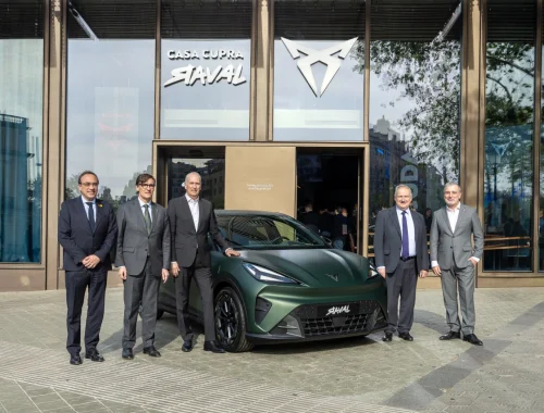 CUPRA Raval ha tenido todo el apoyo institucional en su world premiere