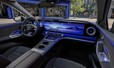 Interior del nuevo Mercedes C Class EV con la hyperscreen que crea polémica