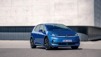 Volkswagen ID.3 Neo 2026 frontal con nueva firma lumínica LED