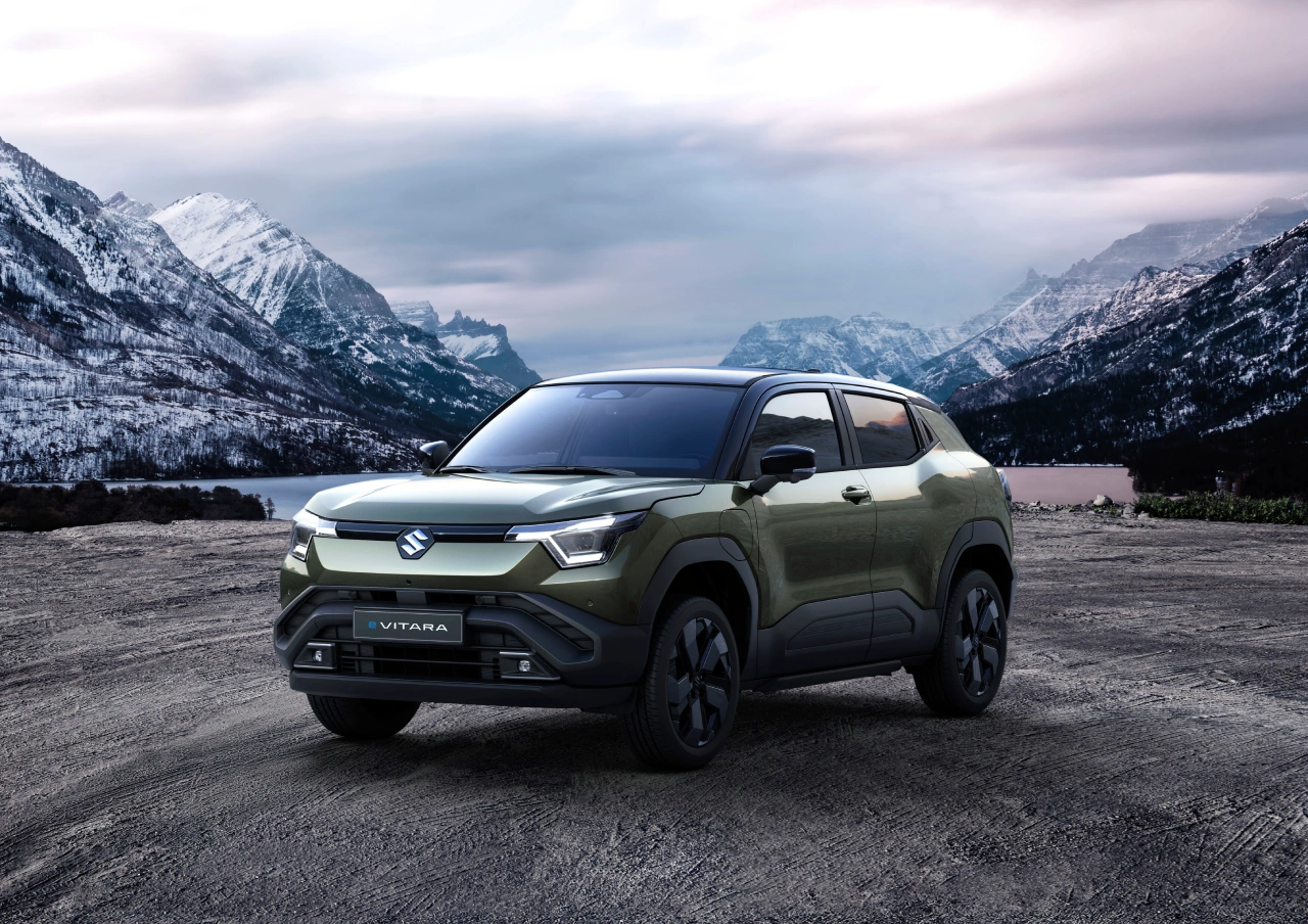 Suzuki e VITARA 2026 en ruta