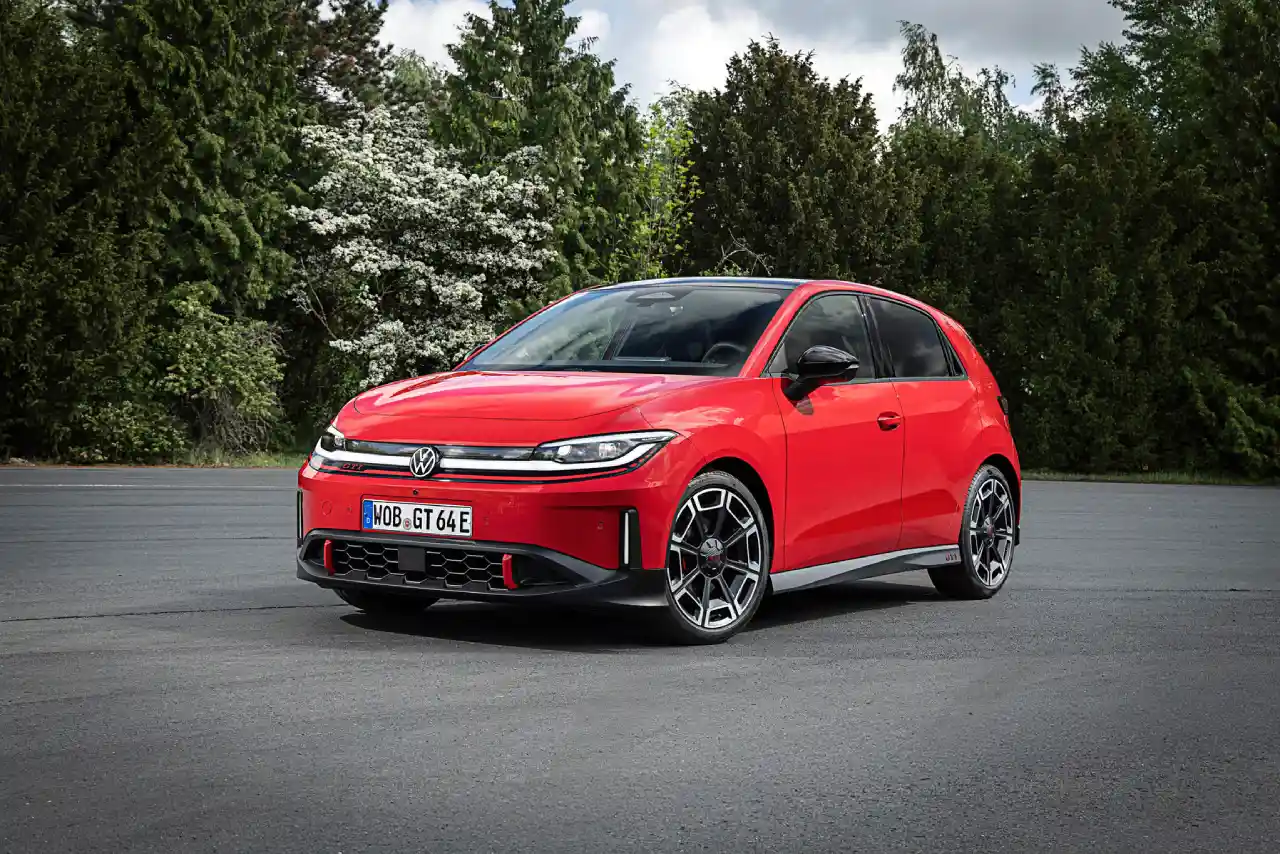 El nuevo ID. Polo GTI muestra todo su carácter deportivo.