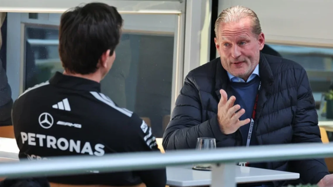 Jos Verstappen y Toto Wolff disparan los rumores sobre el futuro de Max