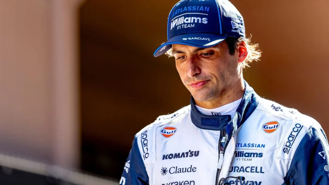 Carlos Sainz medita su futuro en la F1