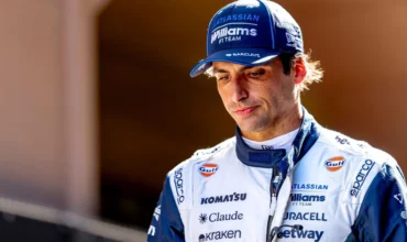 Carlos Sainz medita su futuro en la F1