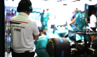 Aston Martin ha explicado sus problemas con el _AMR26