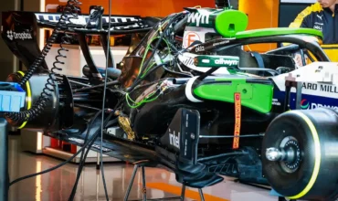 El motor Mercedes y su secreto eléctrico