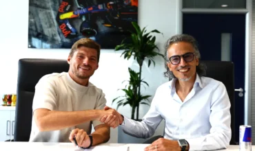 Max Verstappen amplía su acuerdo con Red Bull F1 hasta 2040