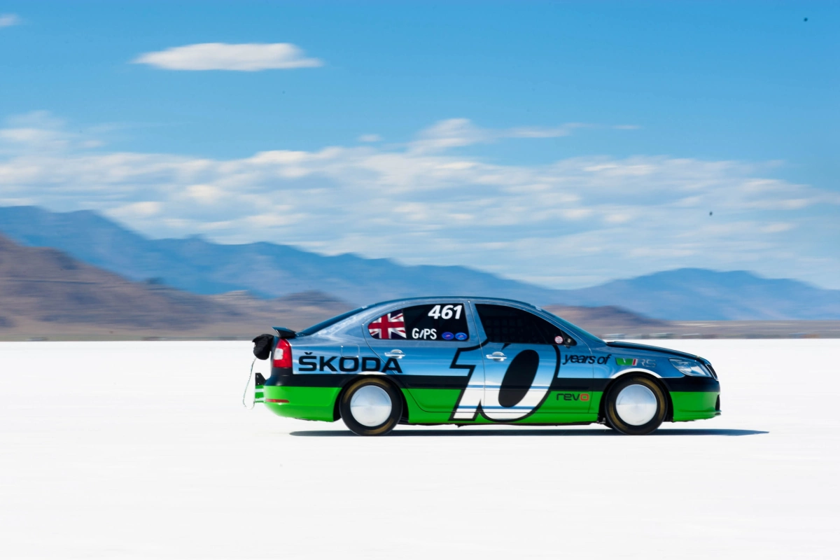 El Skoda Octavia vRS Bonneville en pleno récord